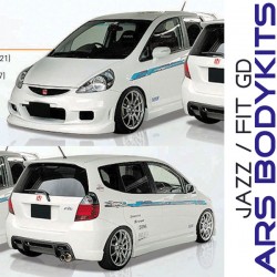 Honda Jazz Fit '05 IN style Body Kit